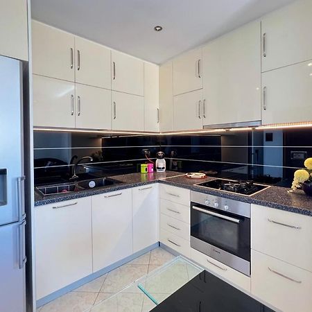 Sealavita, Modern 2 Bedroom Apartment Sea & Sunset View Vlorë Εξωτερικό φωτογραφία